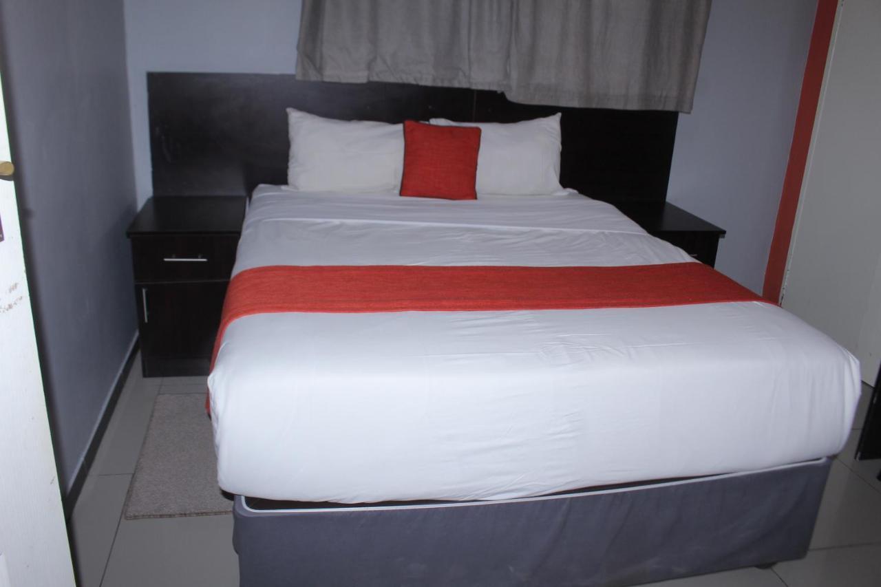 Global Guest House Kasane Ngoại thất bức ảnh