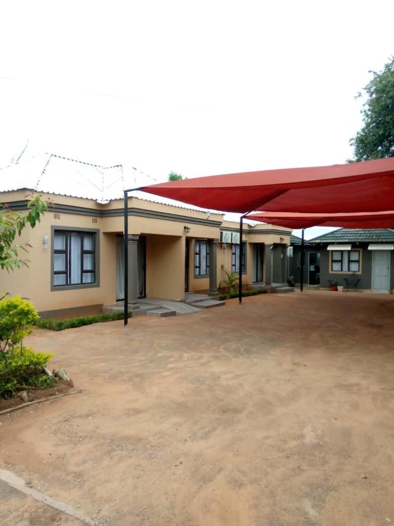Global Guest House Kasane Ngoại thất bức ảnh