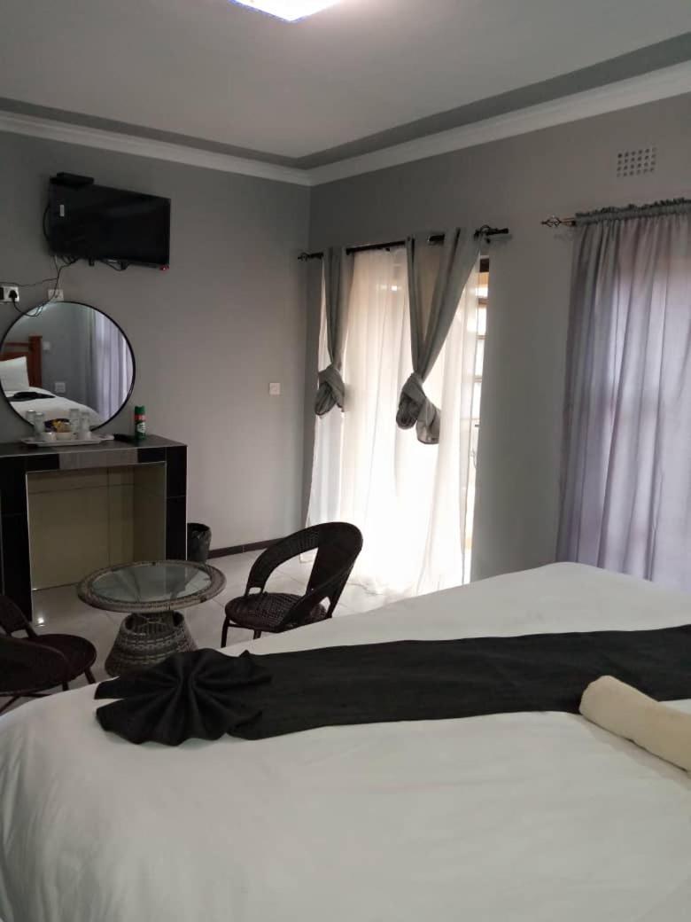 Global Guest House Kasane Ngoại thất bức ảnh