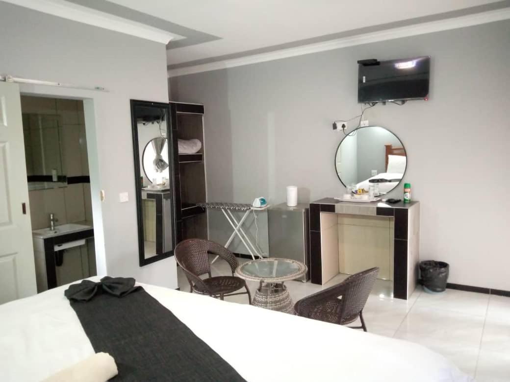 Global Guest House Kasane Ngoại thất bức ảnh